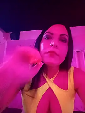 Snapshot of Morena_ojazos_travieza-39 chatting on 02/20/26, 02:30 Morena ojazos travieza-39 online show from 02/20/26, 02:30
