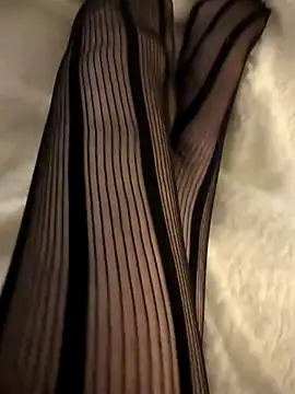 Snapshot of BelladonnaSkye chatting on 11/22/25, 11:48 BelladonnaSkye online show from 11/22/25, 11:48