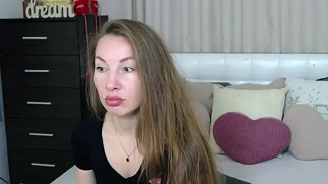 Snapshot of Brandy_Gem chatting on 04/13/26, 06:52 Brandy Gem online show from 04/13/26, 06:52