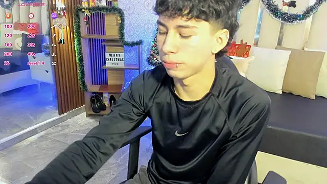 kaelwolf tay online show from 12/18/25, 07:09