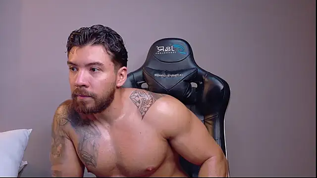 Snapshot of owen_seth1 chatting on 05/19/26, 12:27 owen seth1 online show from 05/19/26, 12:27
