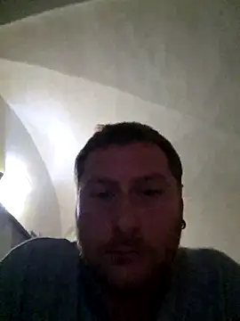 Snapshot of 18cmAndr chatting on 11/27/25, 11:51 18cmAndr online show from 11/27/25, 11:51