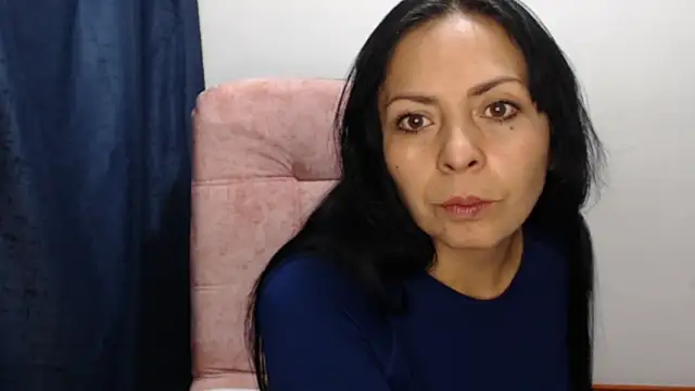 Snapshot of Paolahotty chatting on 01/06/26, 01:20 Paolahotty online show from 01/06/26, 01:20