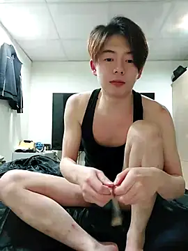 twtung tung online show from 12/04/25, 07:33