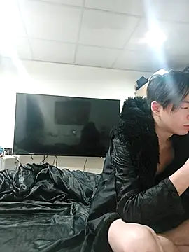 twtung tung online show from 12/16/25, 08:03