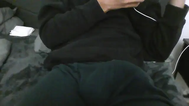 Snapshot of latinman7944 chatting on 04/13/26, 06:30 latinman7944 online show from 04/13/26, 06:30