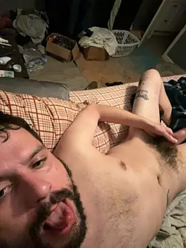 Snapshot of Dylancamp chatting on 01/16/26, 05:33 Dylancamp online show from 01/16/26, 05:33