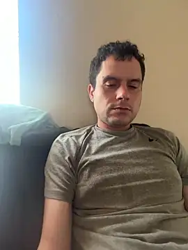 Snapshot of Dylancamp chatting on 03/31/26, 06:08 Dylancamp online show from 03/31/26, 06:08