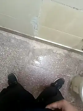 Snapshot of ray_buny chatting on 11/24/25, 09:09 ray buny online show from 11/24/25, 09:09