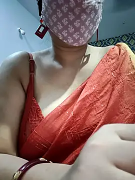 Snapshot of Here_maya chatting on 03/06/26, 06:15 Here maya online show from 03/06/26, 06:15