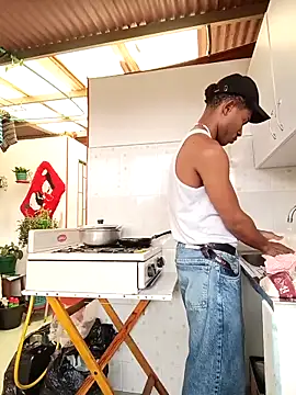 Snapshot of man_black_hot24 chatting on 12/05/25, 07:54 man black hot24 online show from 12/05/25, 07:54