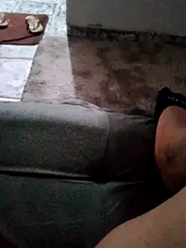 Snapshot of Mirellafoss chatting on 12/02/25, 11:15 Mirellafoss online show from 12/02/25, 11:15