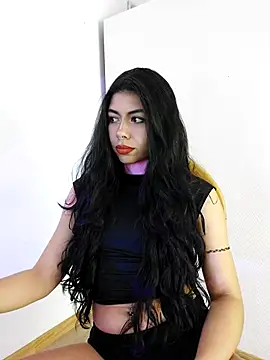 Snapshot of ArgentinaShani chatting on 12/14/25, 10:58 ArgentinaShani online show from 12/14/25, 10:58