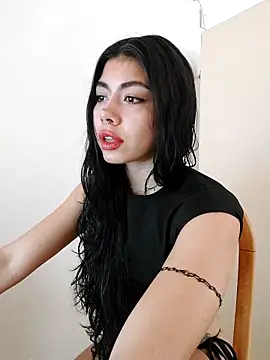 Snapshot of ArgentinaShani chatting on 01/14/26, 06:02 ArgentinaShani online show from 01/14/26, 06:02