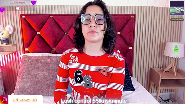 Snapshot of Kiri_Velvet chatting on 06/23/26, 02:31 Kiri Velvet online show from 06/23/26, 02:31
