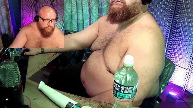 Snapshot of BigBearforCuddles chatting on 03/09/26, 10:25 BigBearforCuddles online show from 03/09/26, 10:25