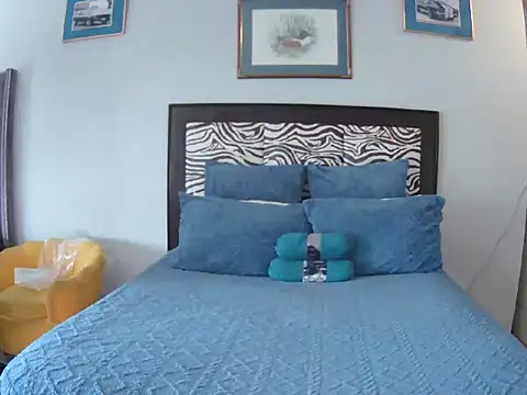 Snapshot of SexyCurves9 chatting on 12/03/25, 07:16 SexyCurves9 online show from 12/03/25, 07:16