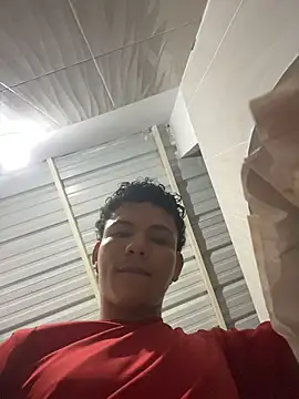 Snapshot of secret_justin7 chatting on 11/30/25, 01:42 secret justin7 online show from 11/30/25, 01:42