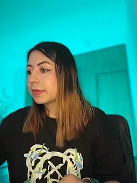 MaddieHunter online show from 04/07/26, 03:45