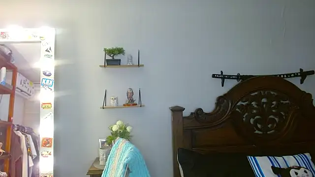 Snapshot of oceanboy_vibe chatting on 12/15/25, 02:49 oceanboy vibe online show from 12/15/25, 02:49