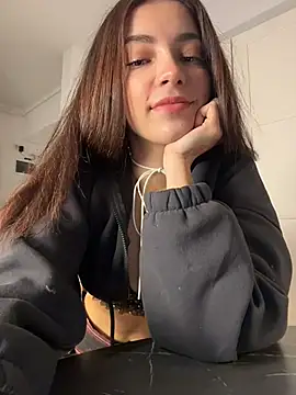 Snapshot of LianixLoverx chatting on 01/31/26, 10:41 LianixLoverx online show from 01/31/26, 10:41