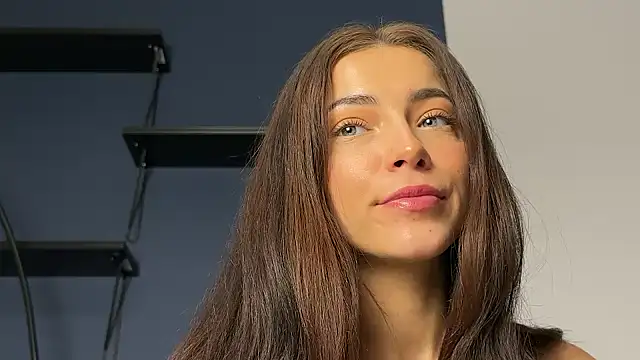 Snapshot of LianixLoverx chatting on 02/02/26, 09:24 LianixLoverx online show from 02/02/26, 09:24