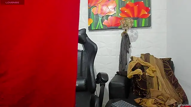 Miss clarepocahose online show from 05/07/26, 12:38