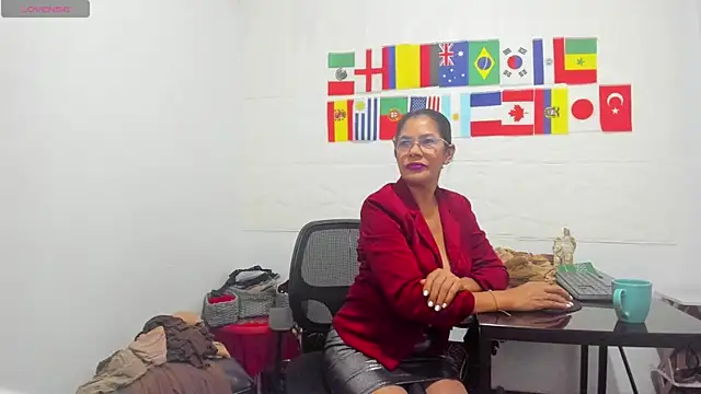 Miss clarepocahose online show from 06/17/26, 02:14