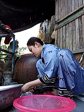 Lin-kute98 online show from 04/29/26, 12:37