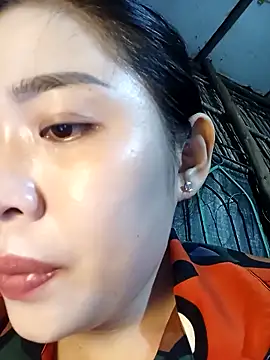 Lin-kute98 online show from 05/02/26, 12:54