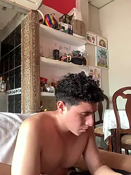 Snapshot of angelxxx95 chatting on 02/04/26, 04:57 angelxxx95 online show from 02/04/26, 04:57