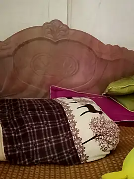 Lily-ross22 online show from 04/28/26, 02:27