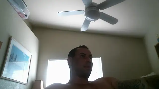 Snapshot of Honorablyrespectedgent chatting on 03/12/26, 10:16 Honorablyrespectedgent online show from 03/12/26, 10:16