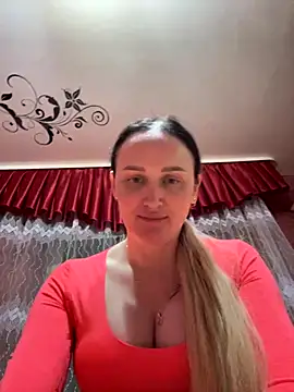 Snapshot of TomilaSi chatting on 12/01/25, 09:31 TomilaSi online show from 12/01/25, 09:31