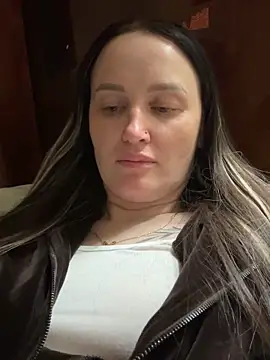 Snapshot of TomilaSi chatting on 02/23/26, 10:18 TomilaSi online show from 02/23/26, 10:18