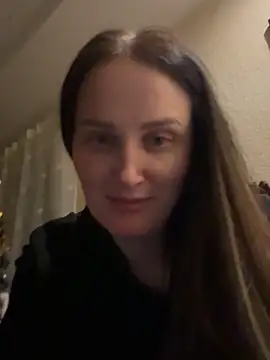 Snapshot of TomilaSi chatting on 03/04/26, 09:43 TomilaSi online show from 03/04/26, 09:43