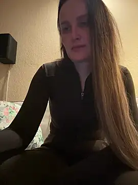 Snapshot of TomilaSi chatting on 03/22/26, 10:02 TomilaSi online show from 03/22/26, 10:02