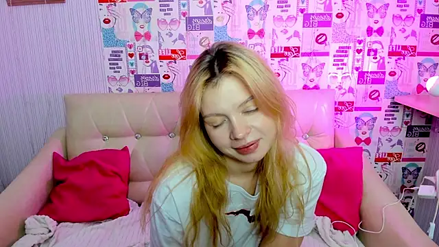 AlysaMeow online show from 12/05/25, 06:48