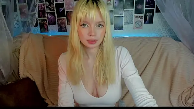 Snapshot of AlysaMeow chatting on 03/03/26, 03:12 AlysaMeow online show from 03/03/26, 03:12