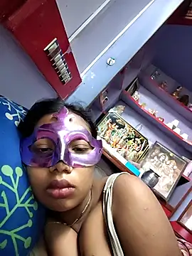 aarti03fb online show from 06/25/26, 05:45
