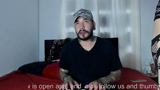 Snapshot of ARIA_AND_NICK chatting on 12/16/25, 01:05 ARIA AND NICK online show from 12/16/25, 01:05