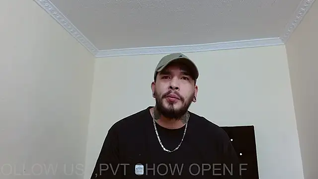 Snapshot of ARIA_AND_NICK chatting on 03/13/26, 03:40 ARIA AND NICK online show from 03/13/26, 03:40