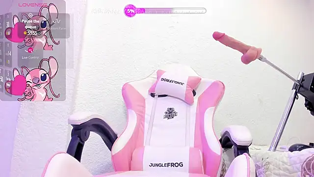 VALERIAQUEENTS   online show from 06/26/26, 12:20