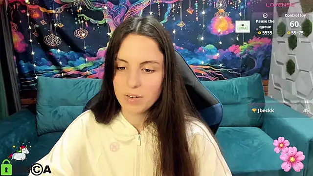 Snapshot of VeronicaSweeet chatting on 12/13/25, 07:53 VeronicaSweeet online show from 12/13/25, 07:53