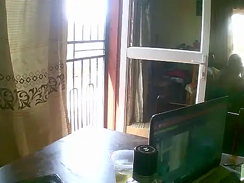 QueenBibie online show from 12/05/25, 12:03