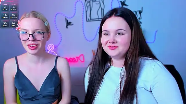 Snapshot of candy_flossie1 chatting on 03/13/26, 11:33 candy flossie1 online show from 03/13/26, 11:33