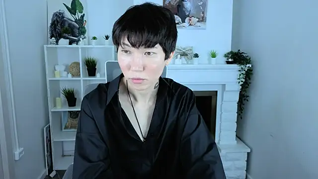 Snapshot of YugoAsian chatting on 12/04/25, 08:39 YugoAsian online show from 12/04/25, 08:39