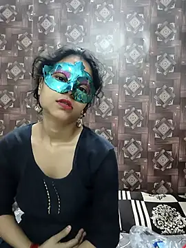 Snapshot of Sexy_komal02 chatting on 03/10/26, 01:43 Sexy komal02 online show from 03/10/26, 01:43