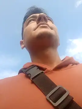 STUDIO-1 online show from 12/16/25, 01:16