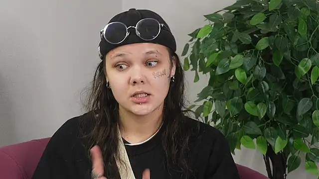 JettieDuree online show from 11/30/25, 11:14